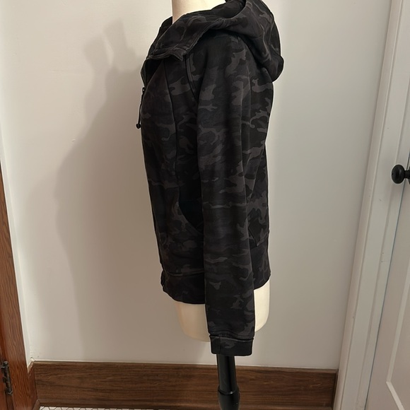 Lululemon black/grey incognito Scuba Camo hoodie Scuba Full-Zip, cotton, sz 10 - Picture 3 of 8